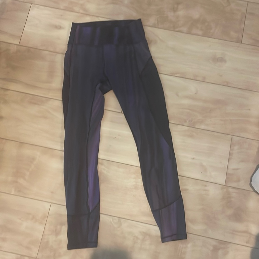Lululemon size 4 leggings